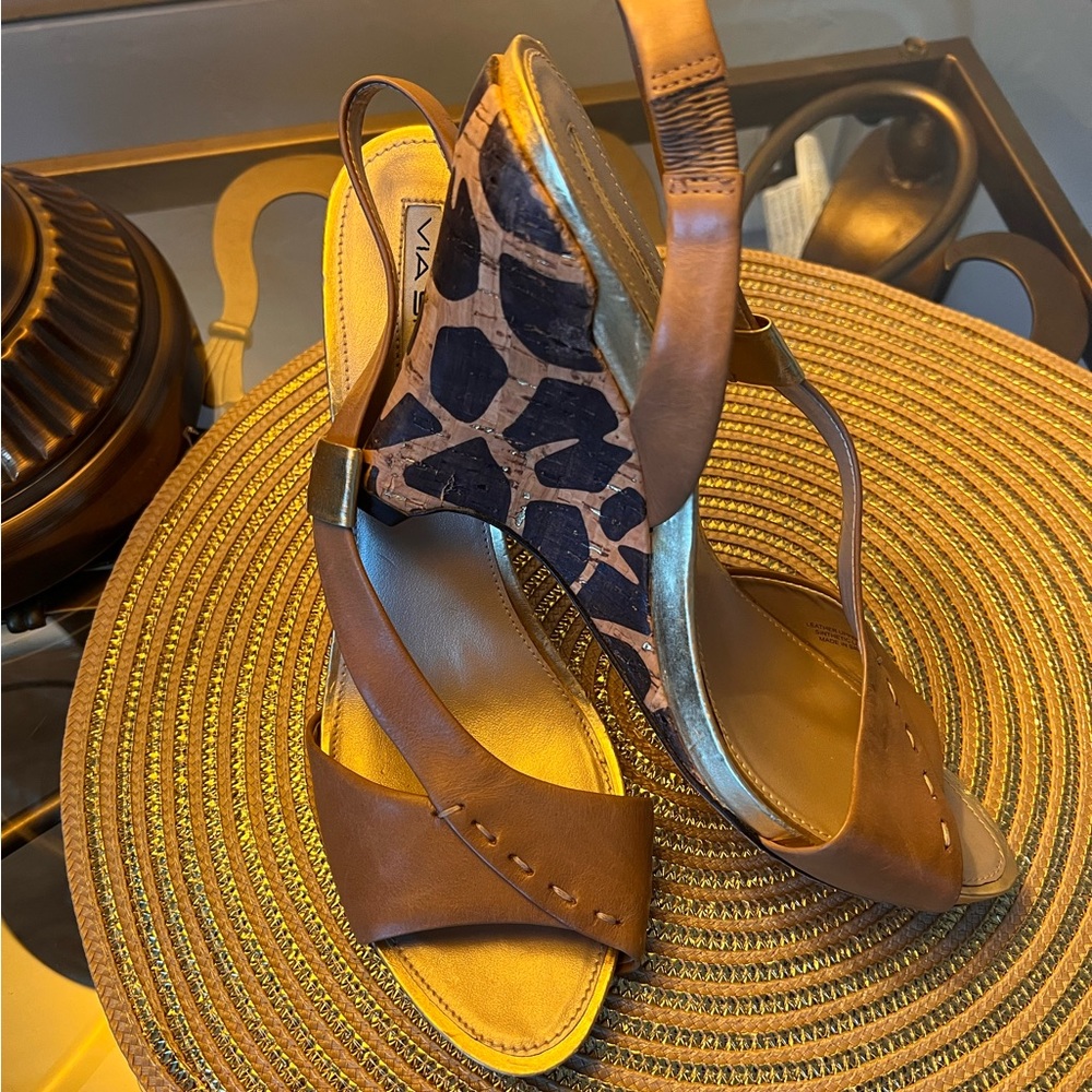 Via Spiga brand new wedges, tan with animal print, super elegant and dressy